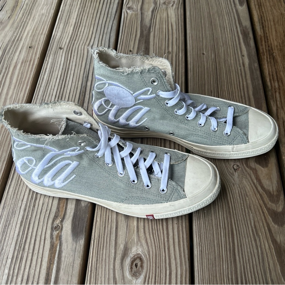 Converse Chuck Taylor All Star Kith Coca-Cola Gray – Men’s 9 1/2 Women’s 11 1/2